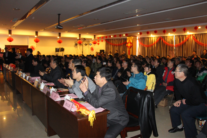 喜迎羊年共歡樂，實現(xiàn)跨越沃爾華