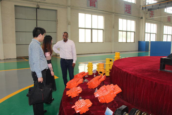 埃塞俄比亞客戶訪問沃爾華集團(tuán) 埃塞俄比亞客戶訪問沃爾華集團(tuán)