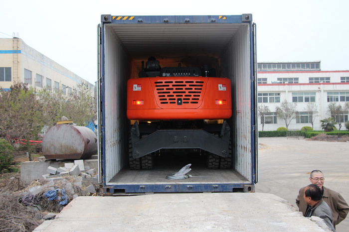 熱烈祝賀沃爾華集團4臺輪式挖掘機順利出口泰國