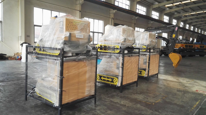 沃爾華集團(tuán)32臺(tái)兒童挖掘機(jī)批量出口美國 沃爾華集團(tuán)32臺(tái)兒童挖掘機(jī)批量出口美國