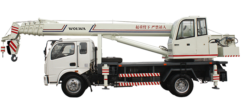 沃爾華GNQY-C12型12噸汽車吊實物圖1 沃爾華GNQY-C12型12噸汽車吊實物圖1